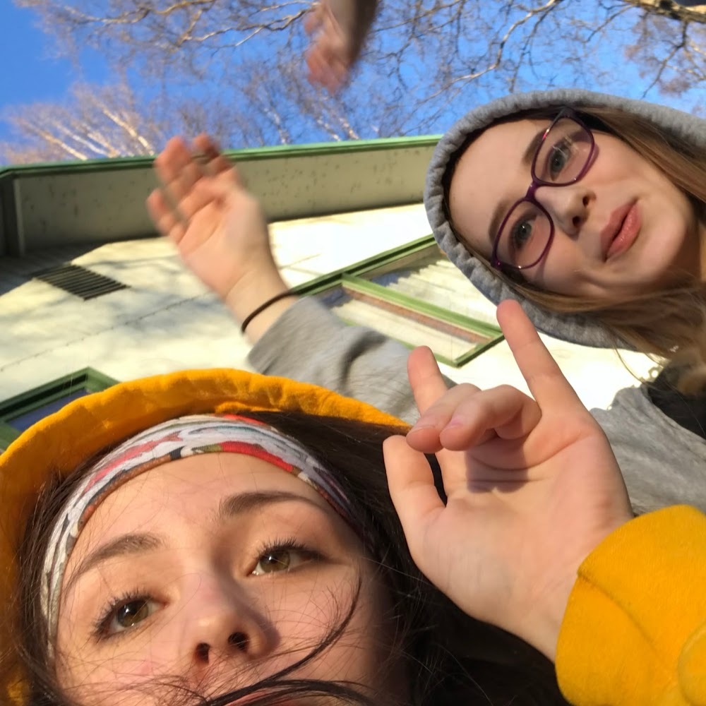 Meet your Posher, Avery